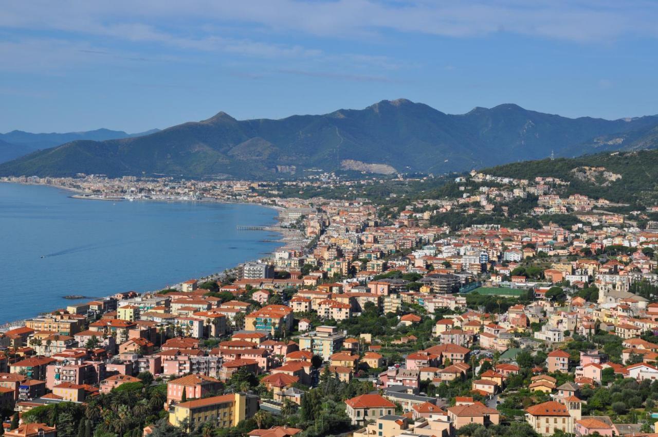 Apartamento Via Battisti 231 1 Pietra Ligure Exterior foto
