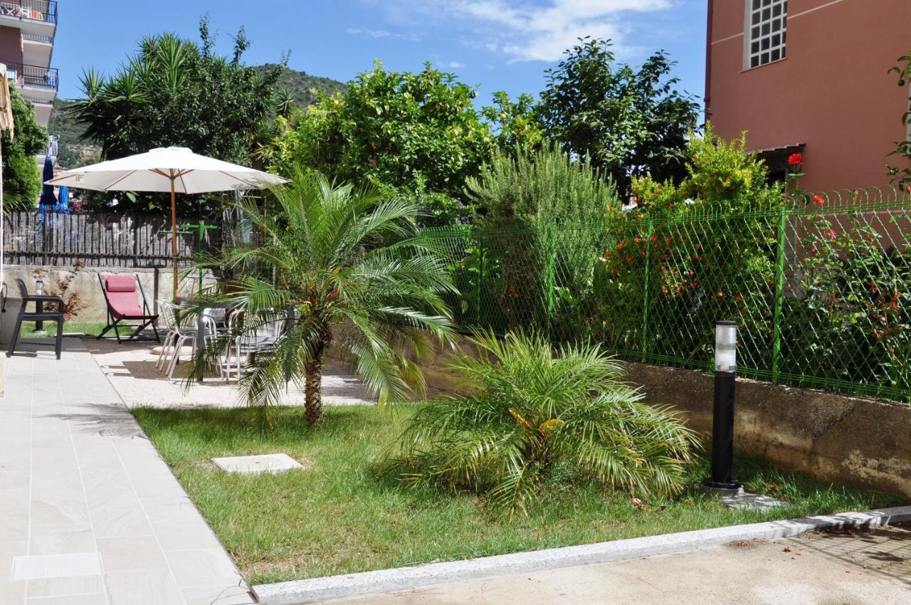 Apartamento Via Battisti 231 1 Pietra Ligure Exterior foto